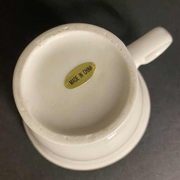 Bailey's Irish Cream Winking Mr. Yum Teacup Vintage - Picture 3 of 4